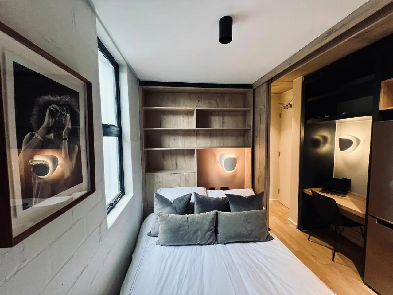 Designer Apartment In The Heart Of Sea Point Le Cap